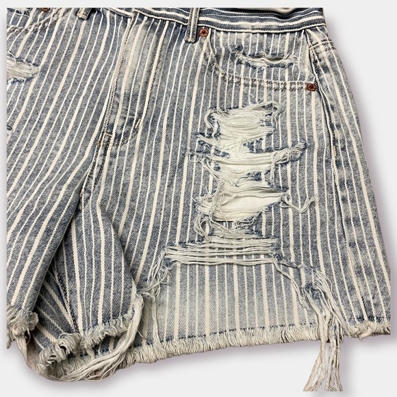 EUC American Eagle High Rise Distressed Ripped Stripe Shorts Denim Size 4 - Picture 5 of 5